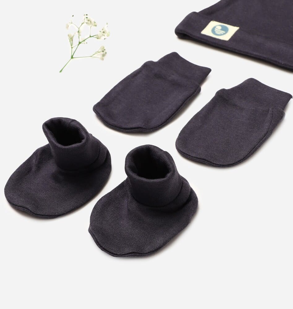 newborn baby bamboo cap mitten booties set