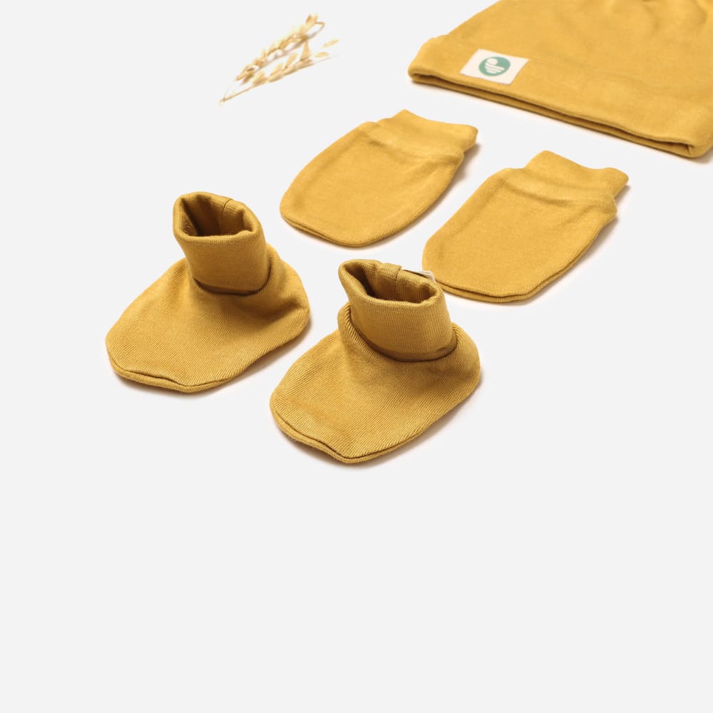 newborn baby bamboo cap mitten booties set