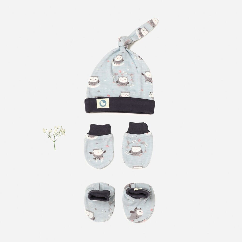 newborn baby bamboo cap mitten booties set