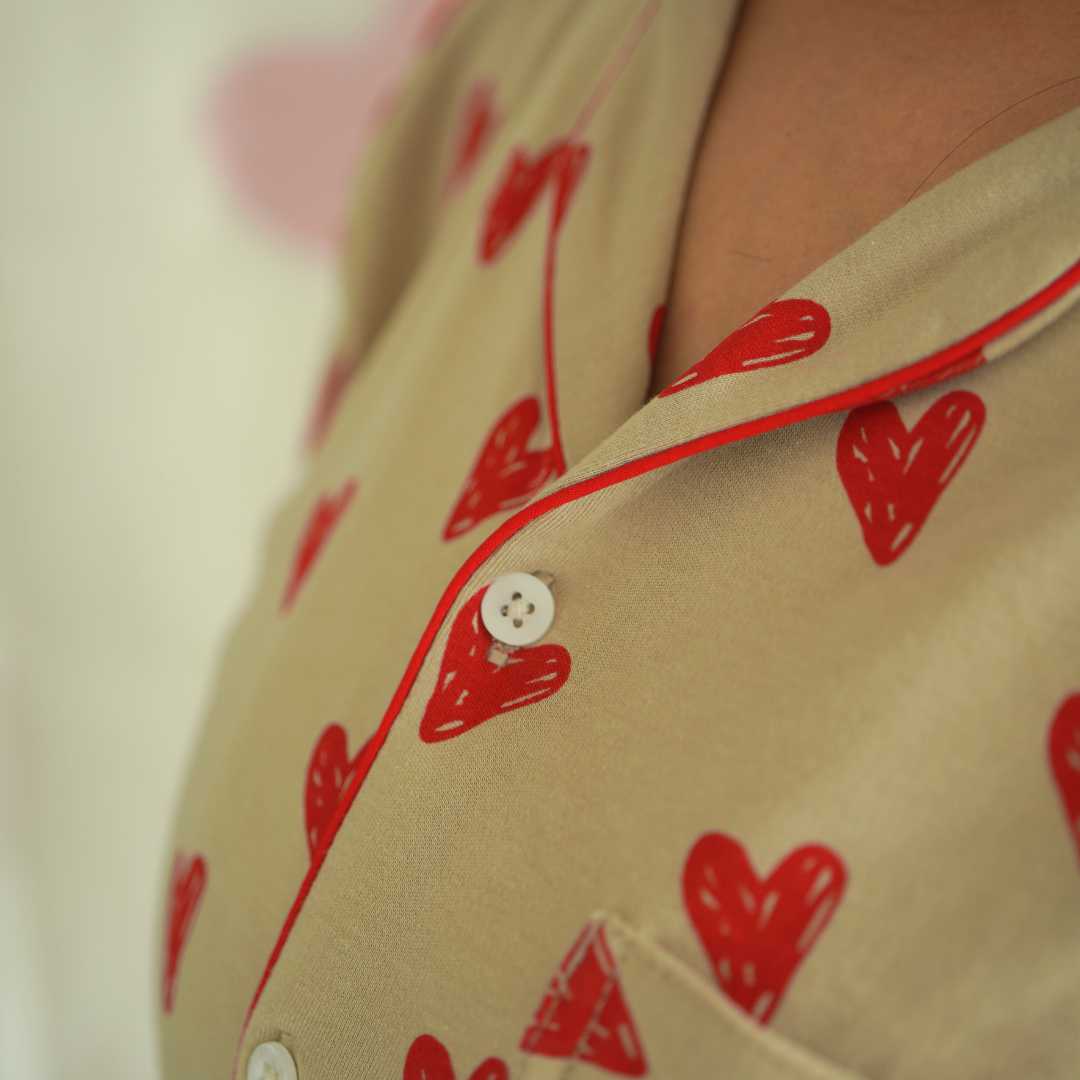 Women_s_Bamboo_Collar_nightsuit_pajama_in_red_heart_print_3