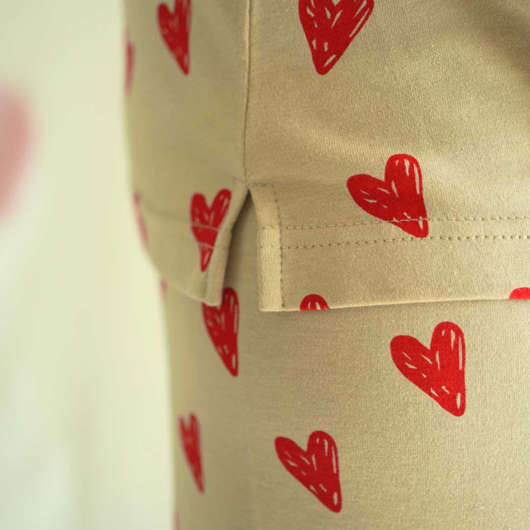 Women_s_Bamboo_Collar_nightsuit_pajama_in_red_heart_print_4