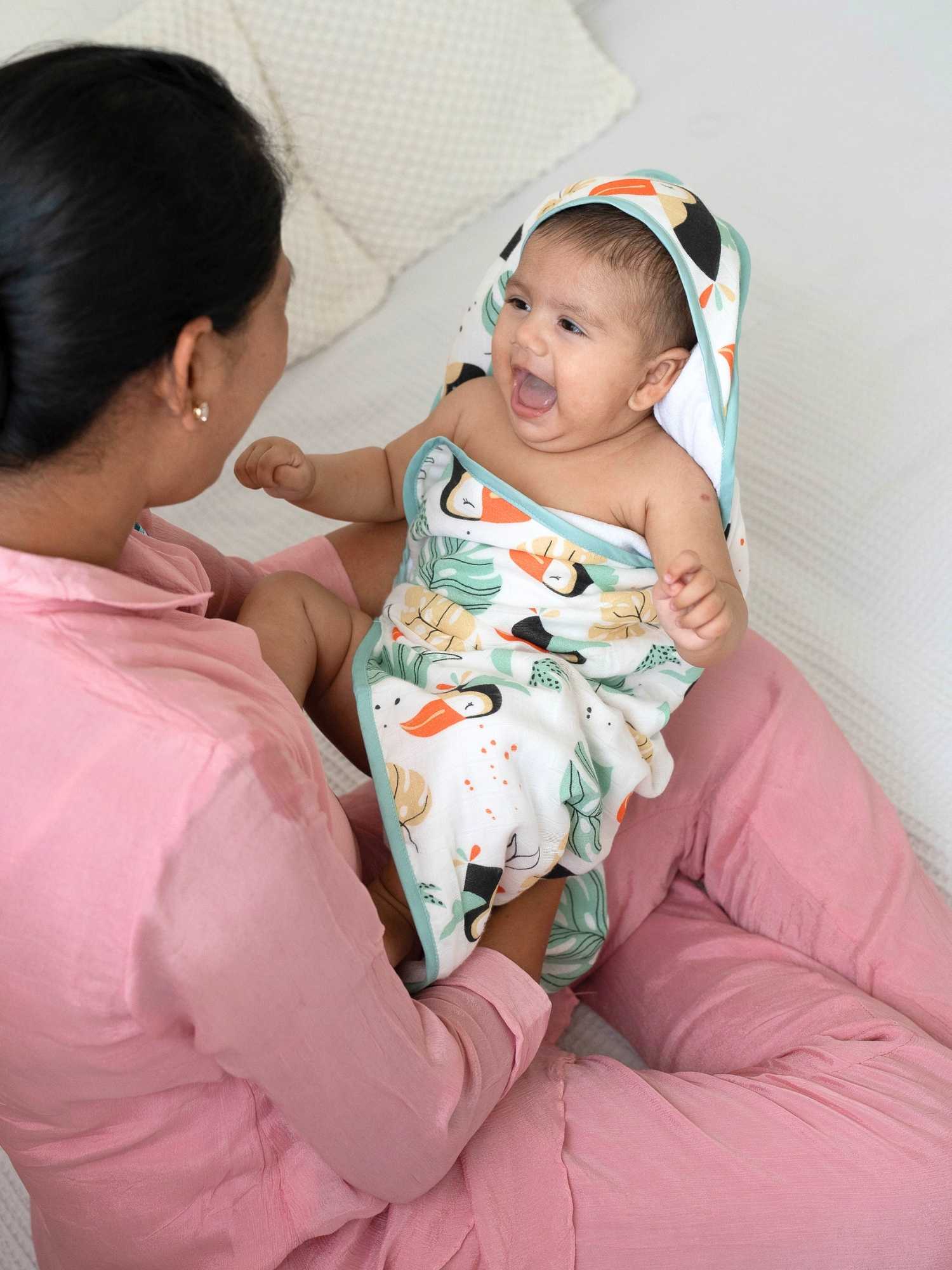 bamboo blanket & hooded towel set