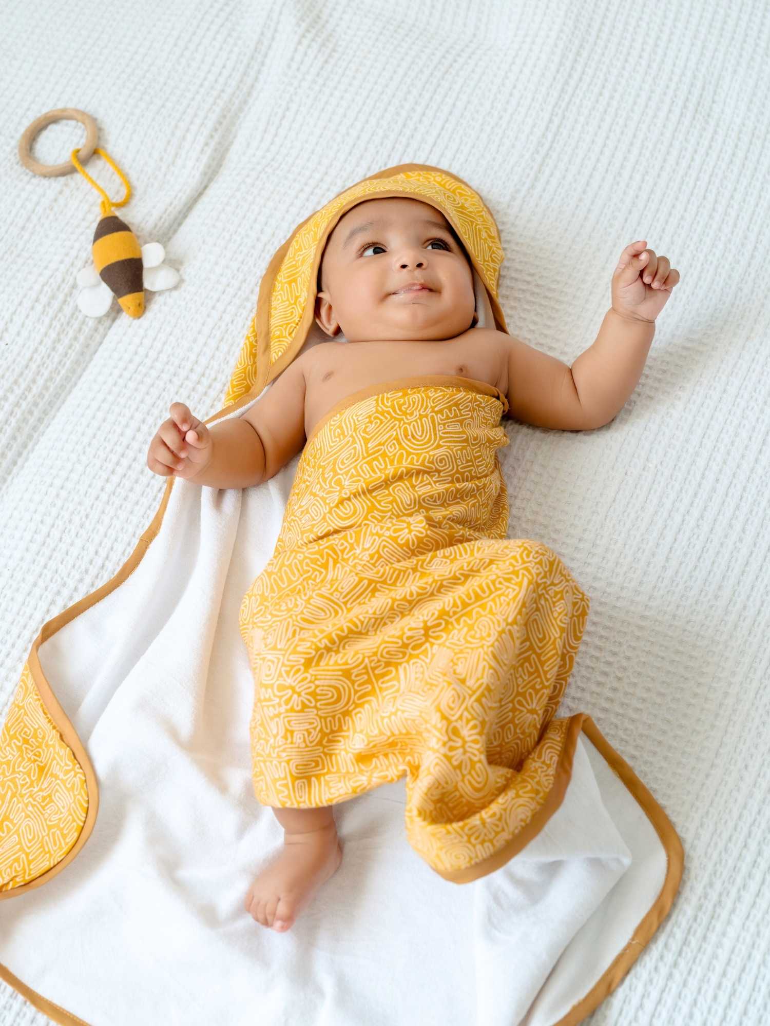 bamboo blanket & hooded towel set