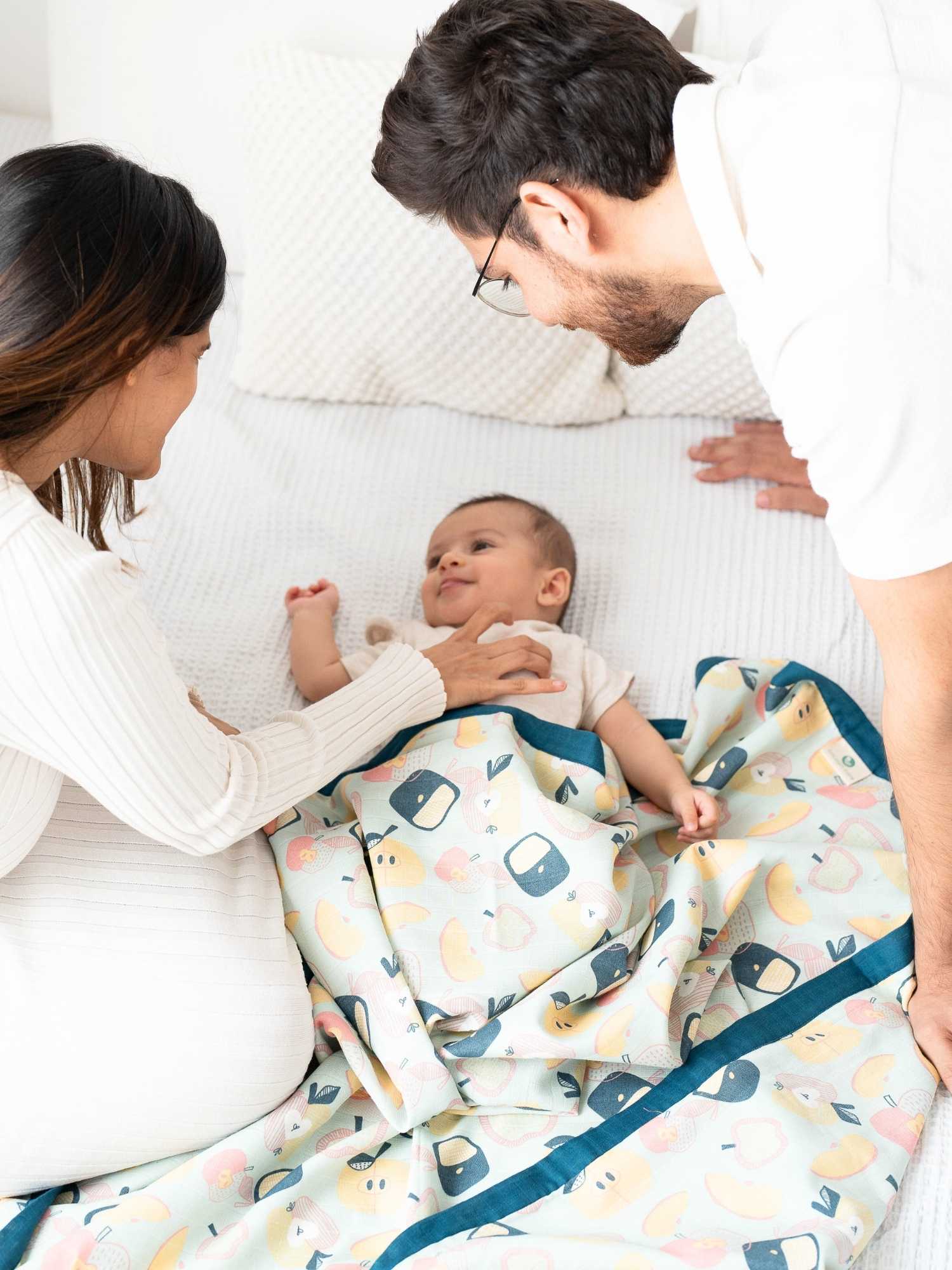 bamboo blanket & swaddle set