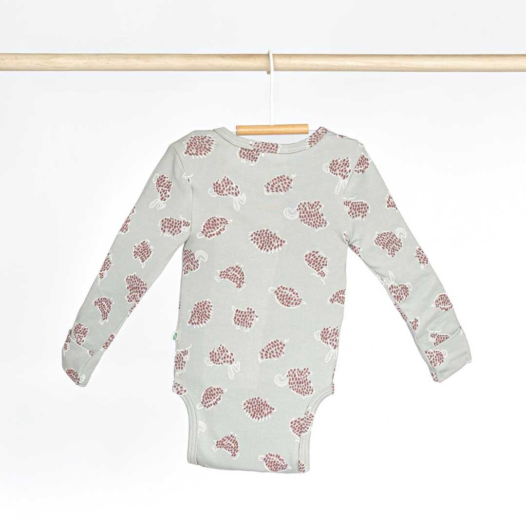 long sleeve bamboo bodysuit onesie for baby