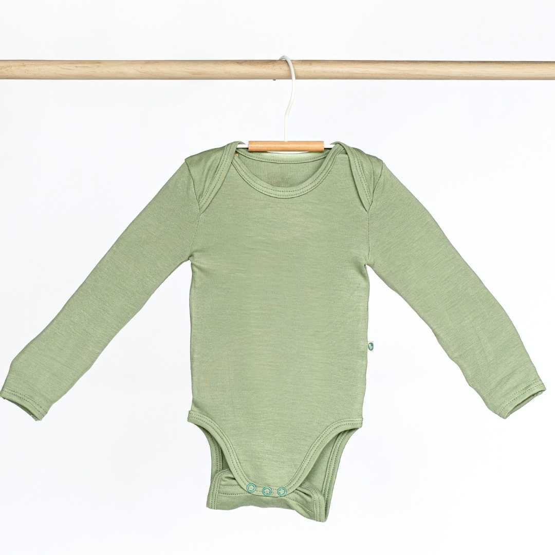 long sleeve bamboo bodysuit onesie for baby