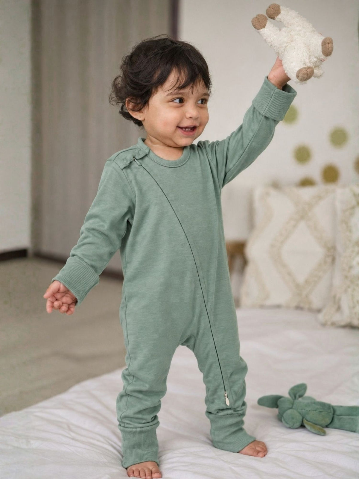 bamboo sleepsuit with reversible mittens & footie