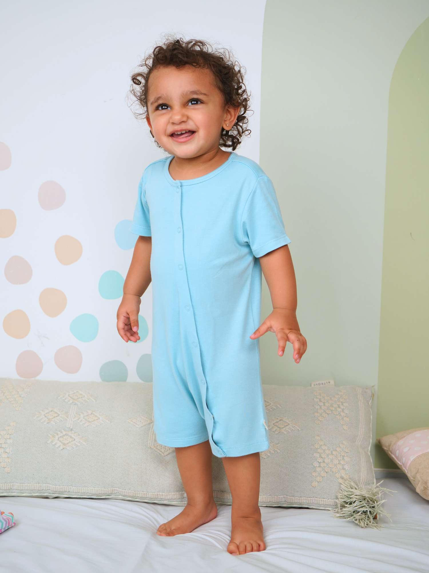 short sleeve bamboo knit romper with snap buttons
