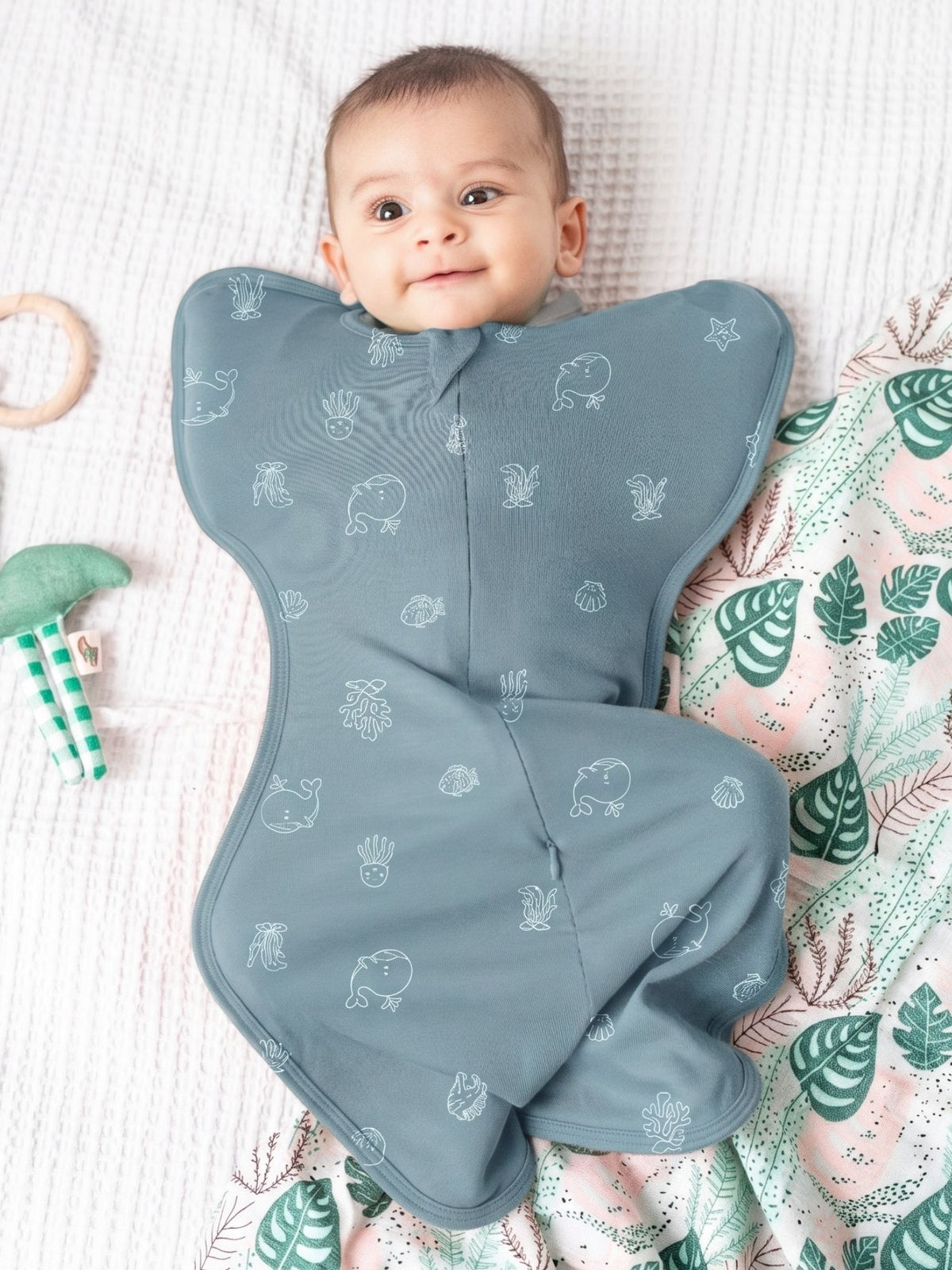 bamboo UPZIE™ swaddle pod