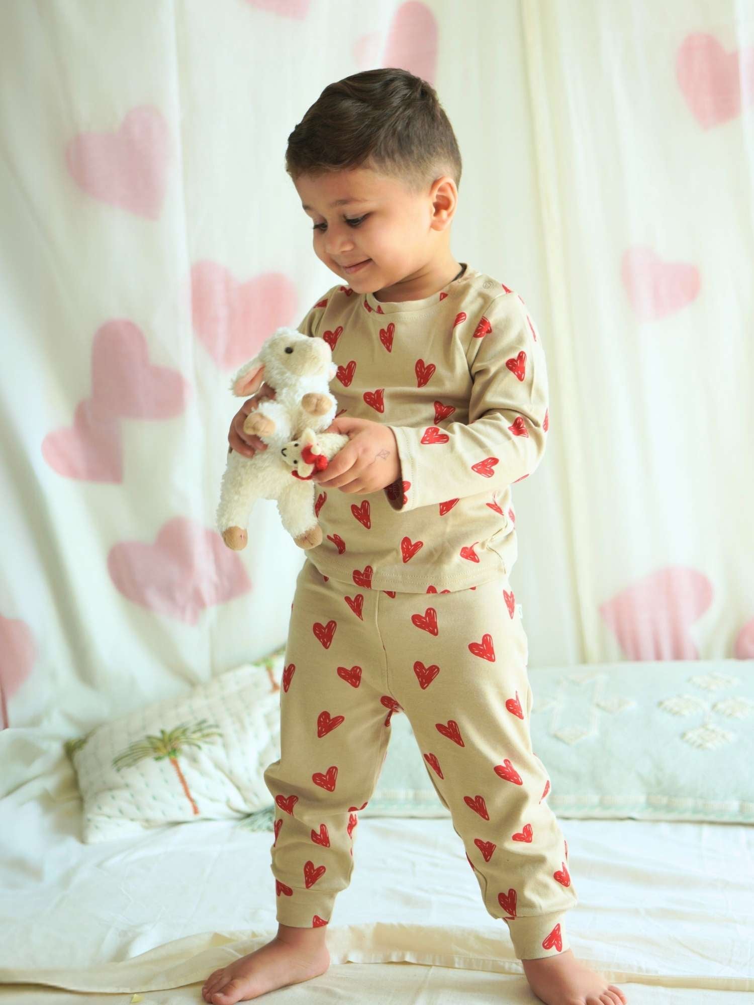 bamboo long sleeve pajama co-ord set in heart & soul