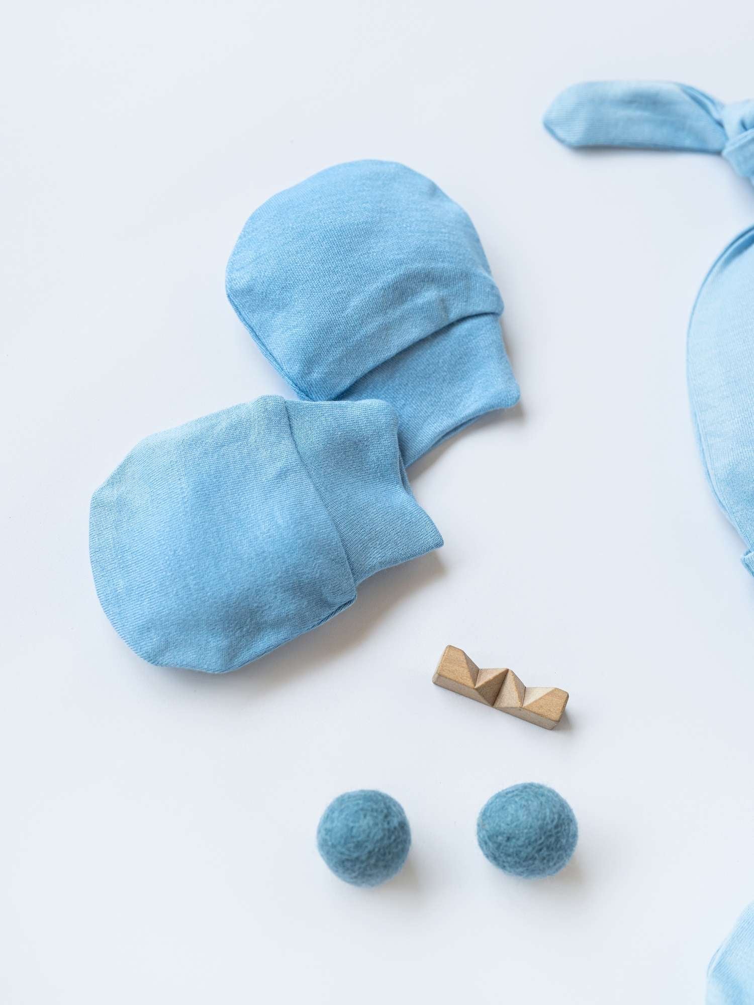 newborn baby bamboo cap mittens socks combo - solid colours