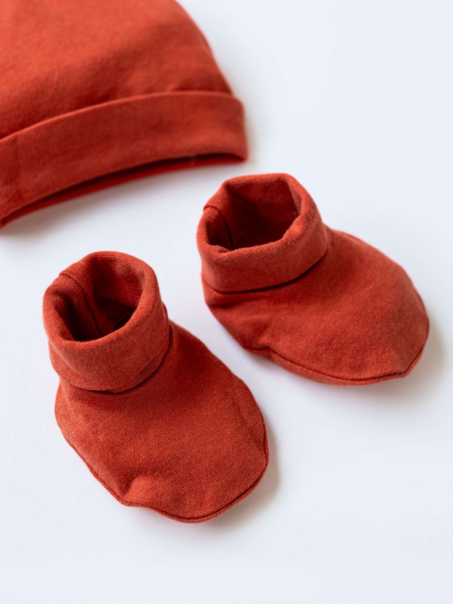newborn baby bamboo cap mittens socks combo - solid colours