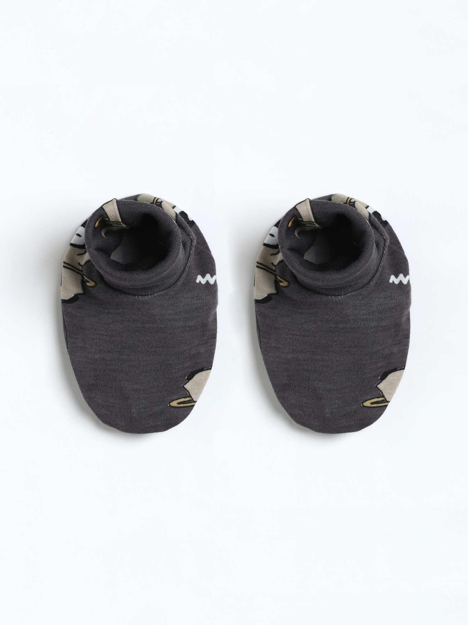 newborn baby bamboo cap mittens socks combo - prints