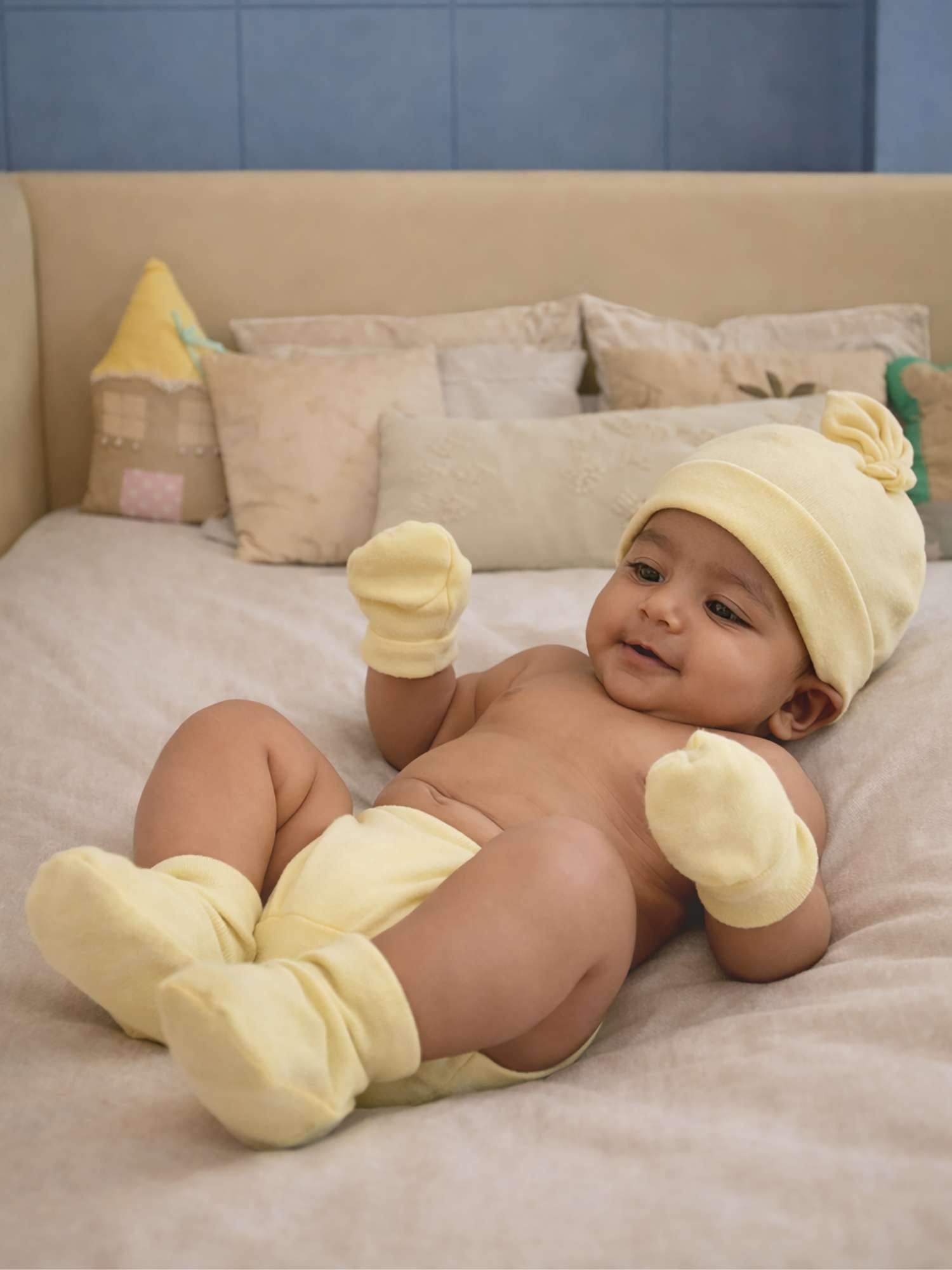 newborn baby bamboo cap mittens socks combo