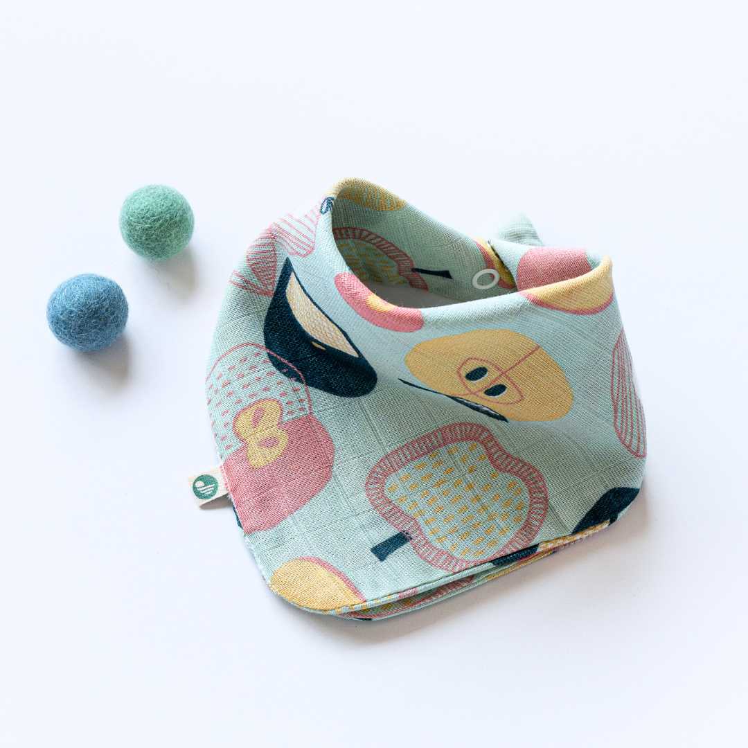 bamboo muslin bandana bib + wash cloth