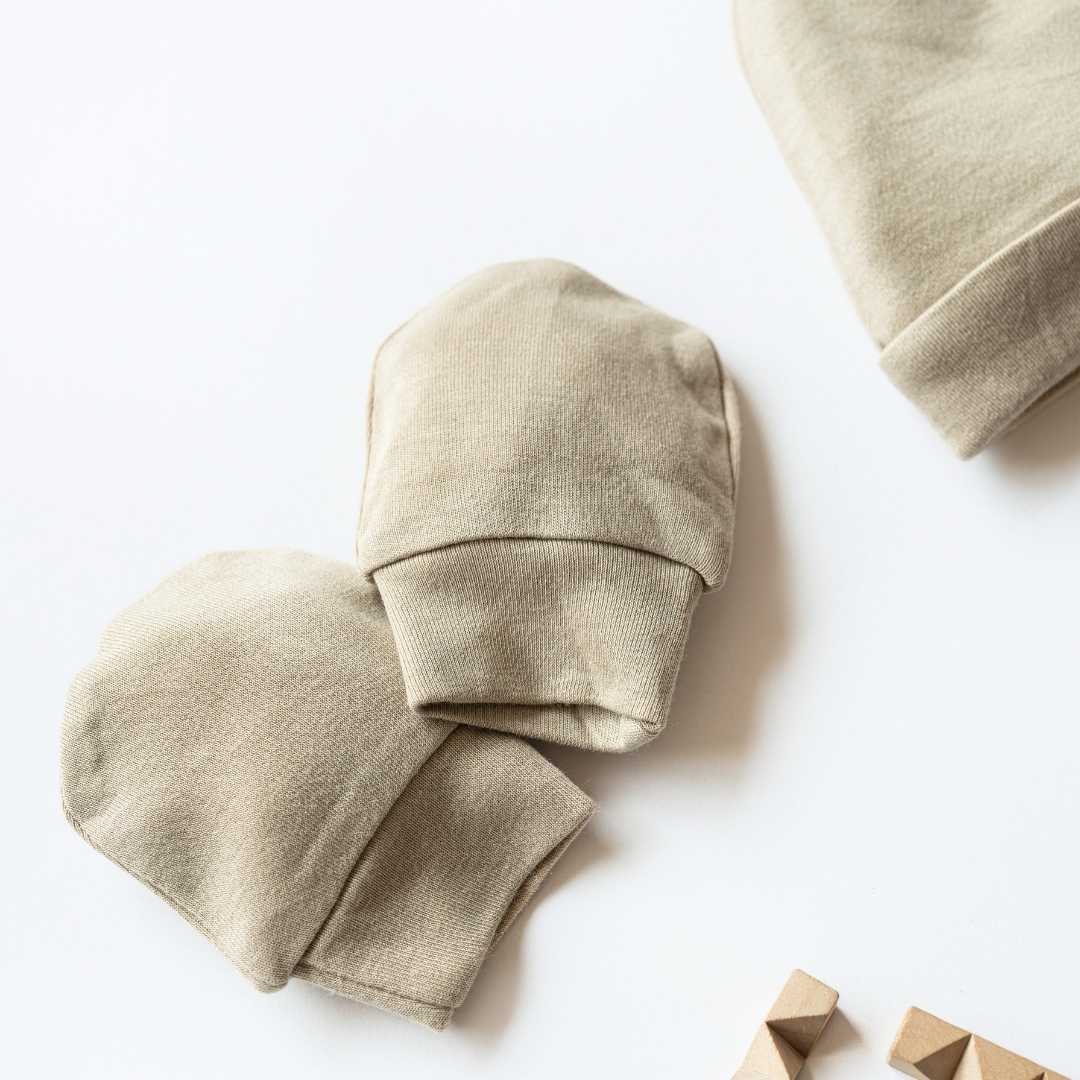 newborn baby bamboo cap mitten booties set