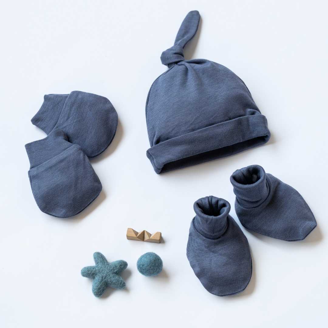 newborn baby bamboo cap mitten booties set