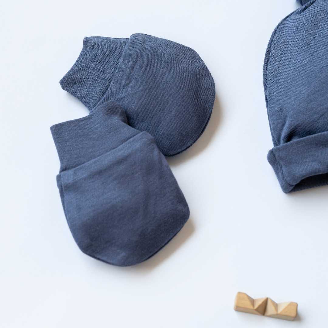 newborn baby bamboo cap mitten booties set
