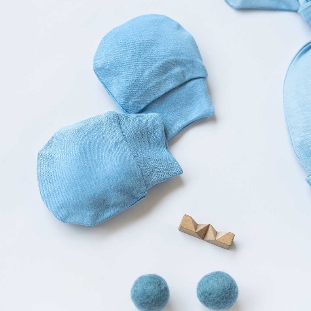 newborn baby bamboo cap mitten booties set
