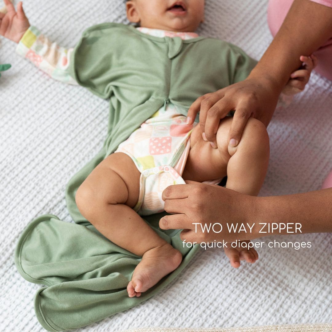 Arms_up_bamboo_cotton_swaddle_sleeping_pod_sack_for_newborn_baby__4
