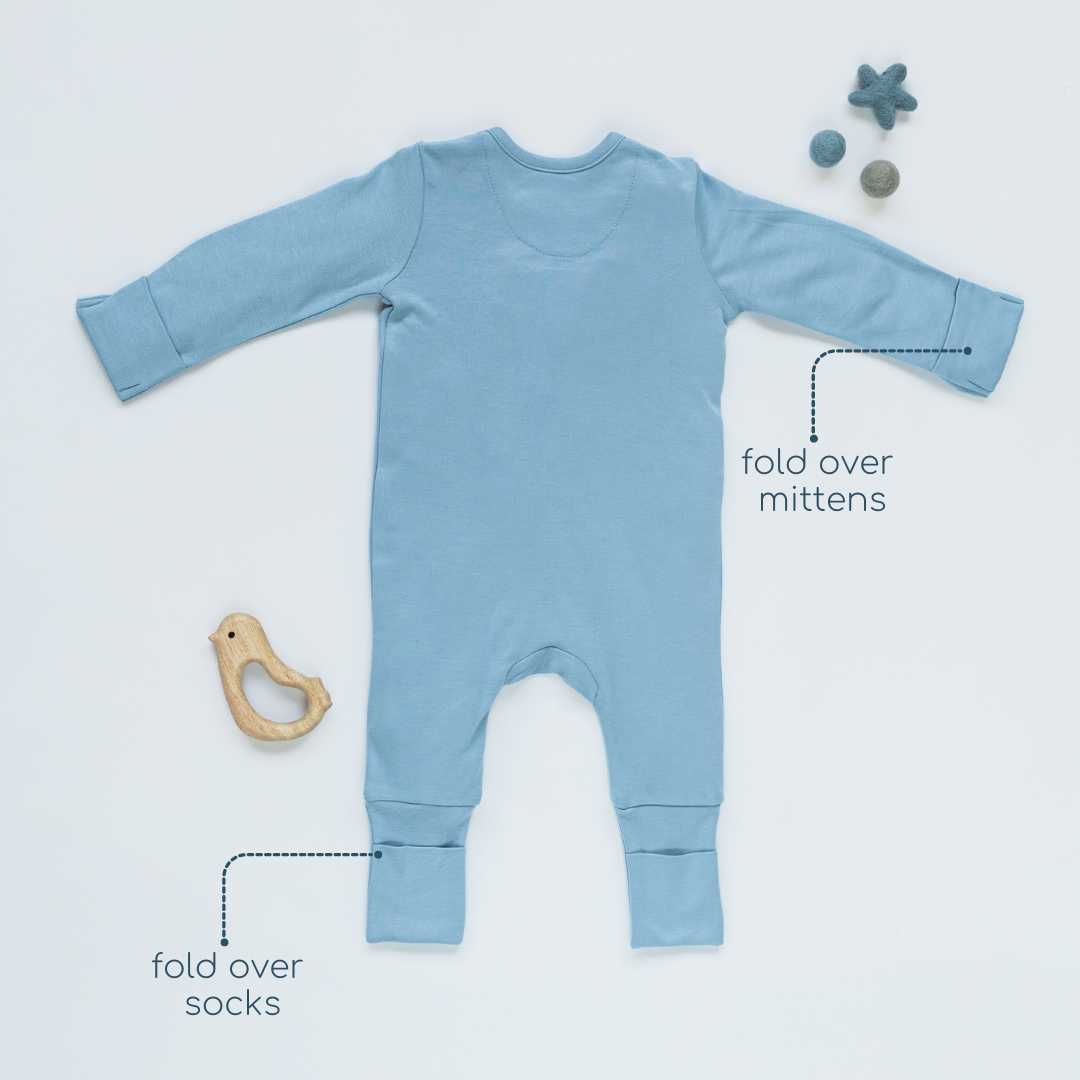Baby_bamboo_easy_to_wear_sleepsui_powder_blue_2