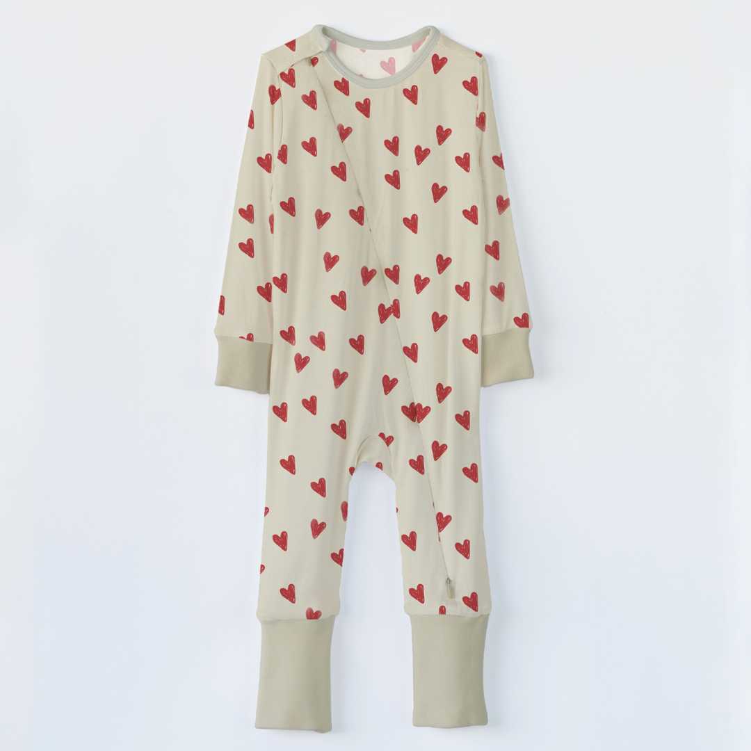 
Baby_bamboo_sleepsuit_onesie_jumper_bodysuit_red_heart_print_beige_5
