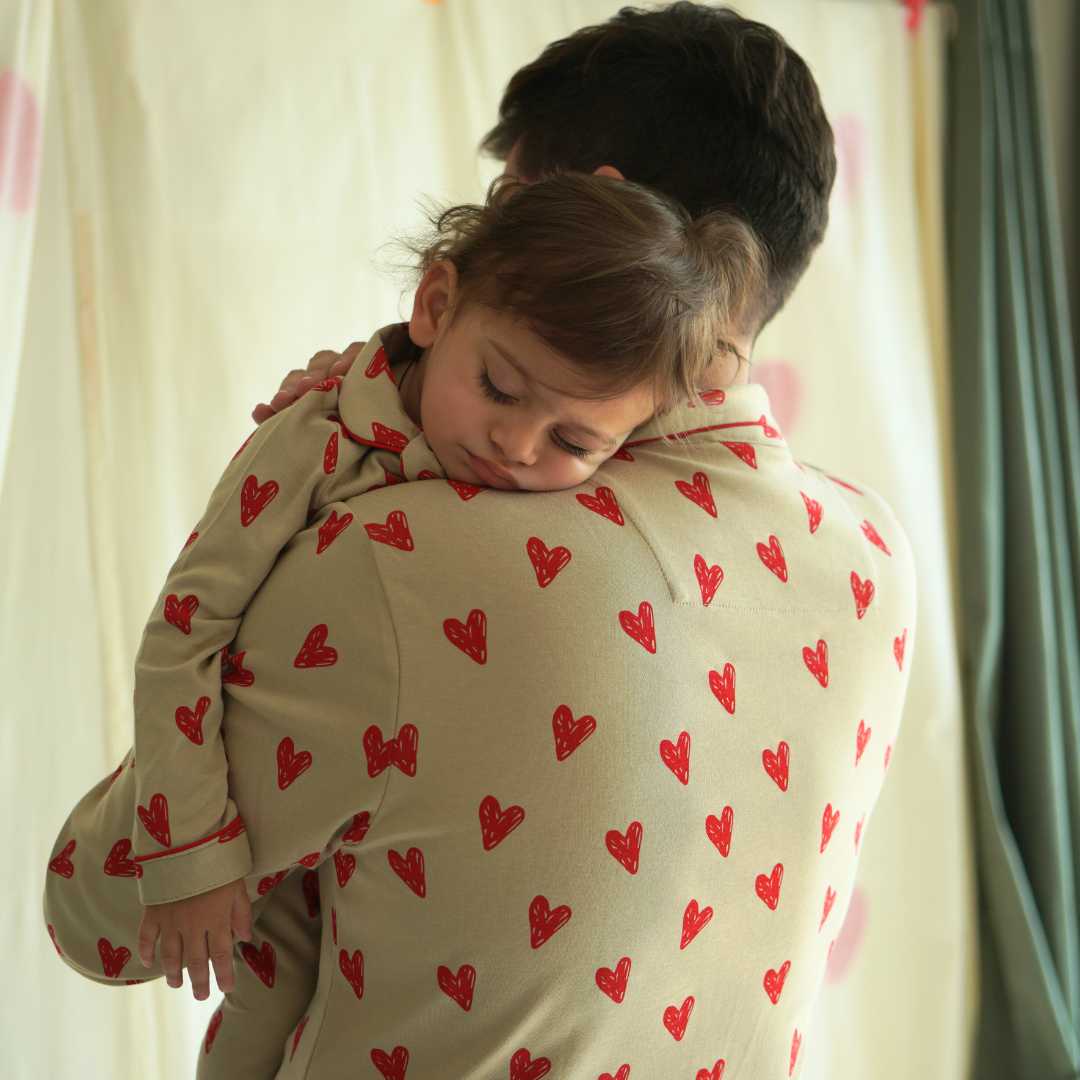 Bamboo_Nighsuit_Family_Matching_Pajamas_for_mom_dad_and_baby_in_heart_print_3
