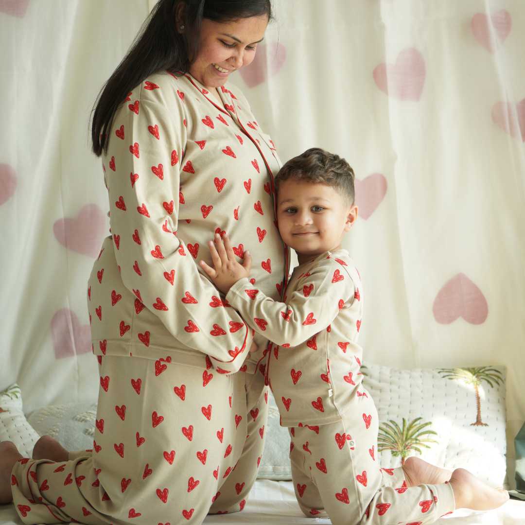 Bamboo_Nighsuit_Family_Matching_Pajamas_for_mom_dad_and_baby_in_heart_print_6
