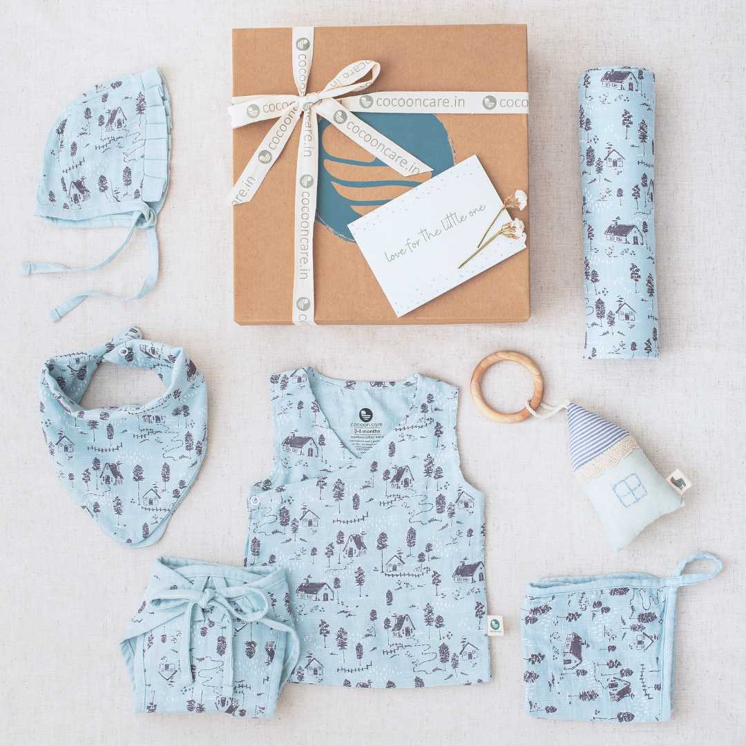 Adorable arrival gift box
