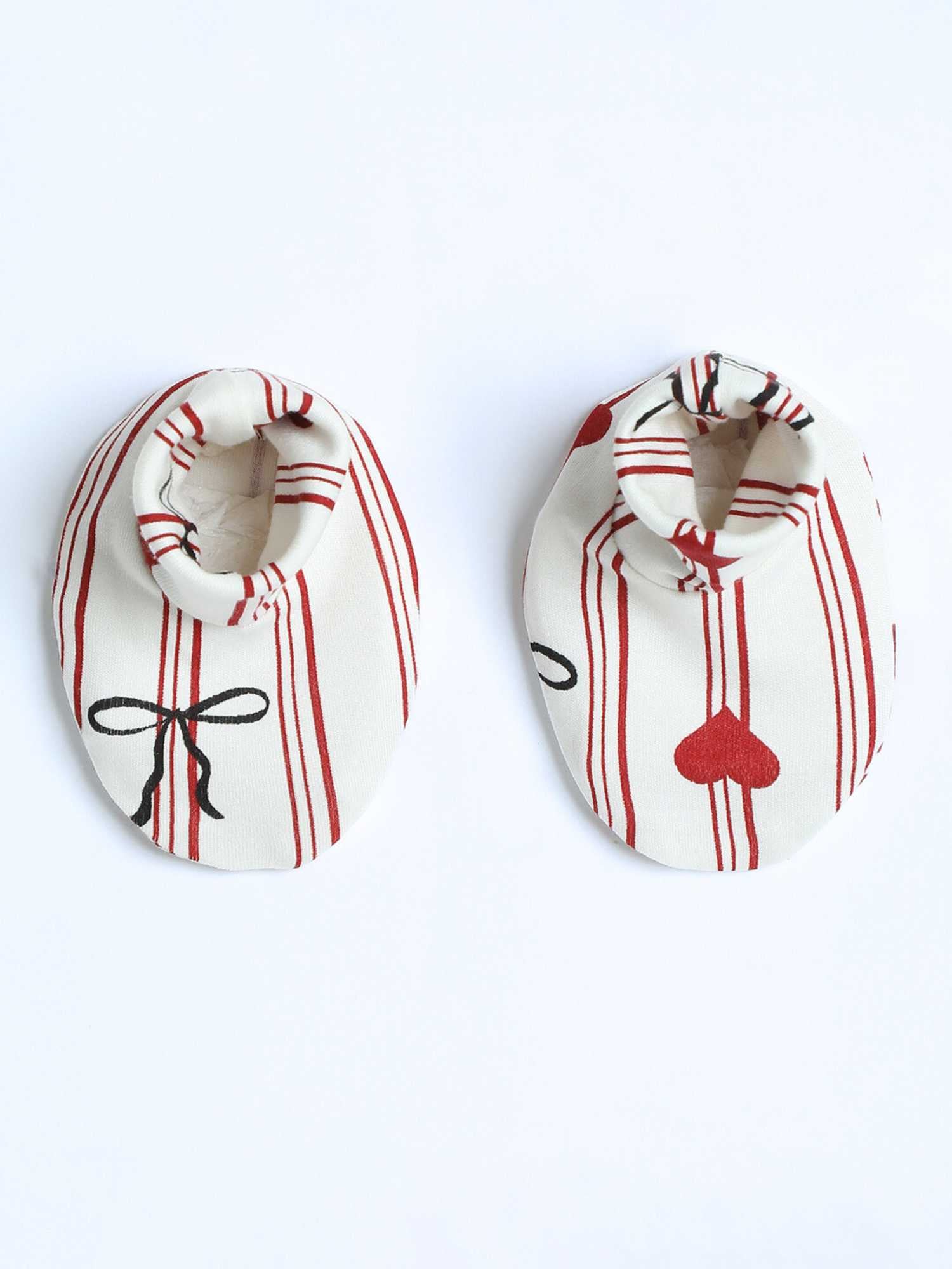 newborn baby bamboo cap mittens socks combo - christmas collection