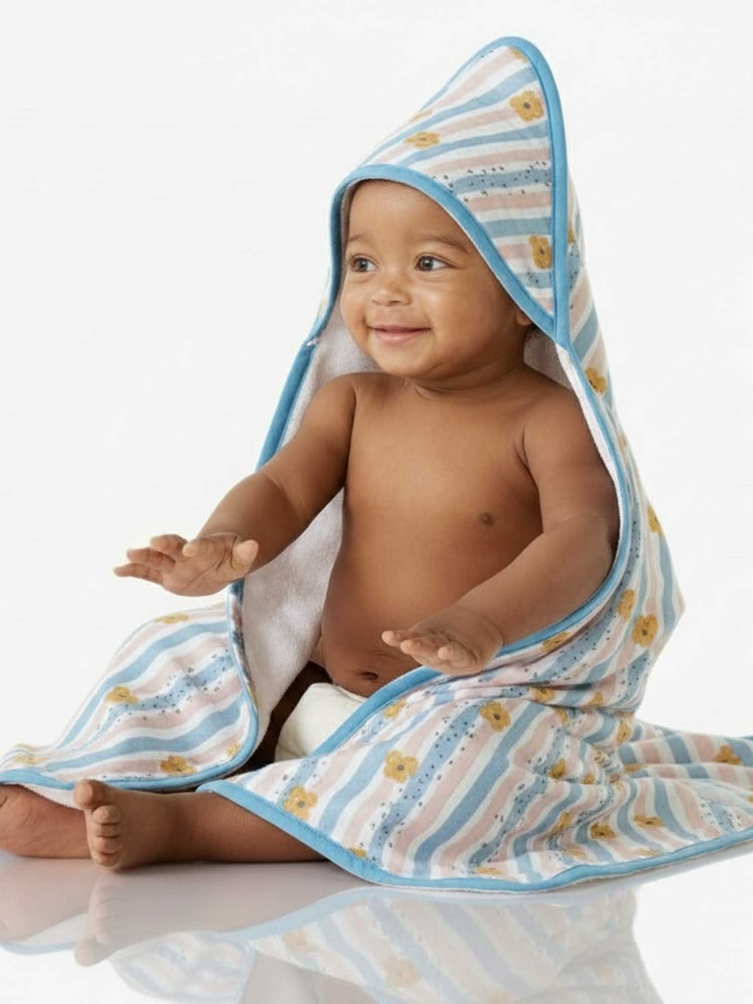 bamboo muslin + terry hooded towel - abstract world