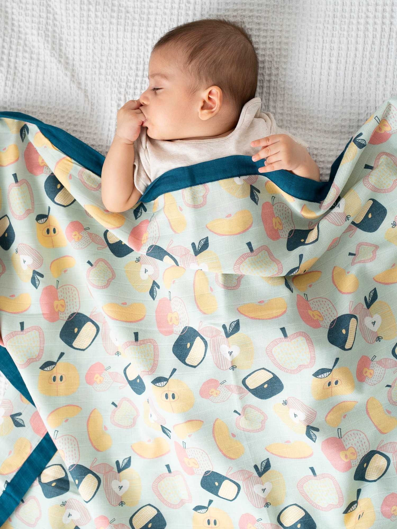 bamboo blanket & swaddle set