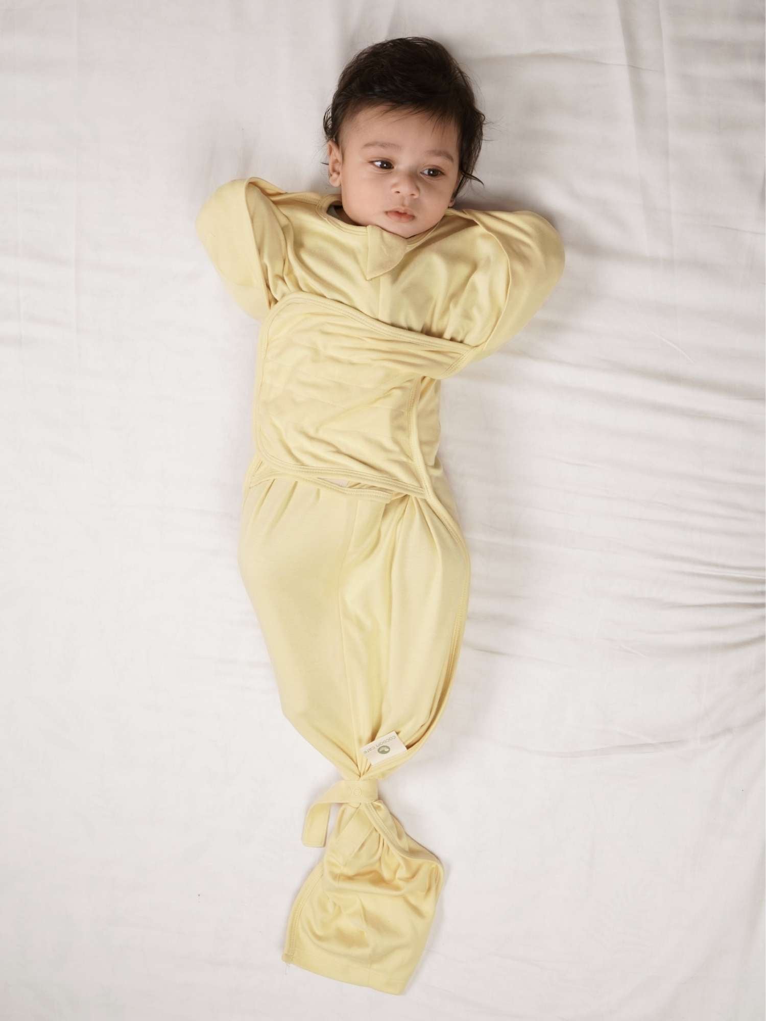 bamboo SNUGZIE™ 3 arms position swaddle pod