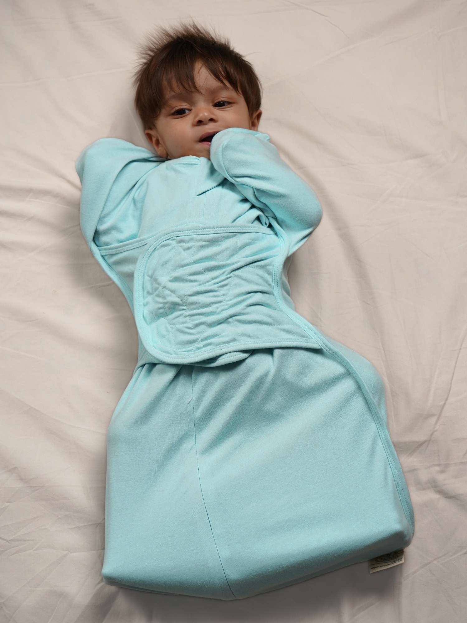 bamboo SNUGZIE™ 3 arms position swaddle pod
