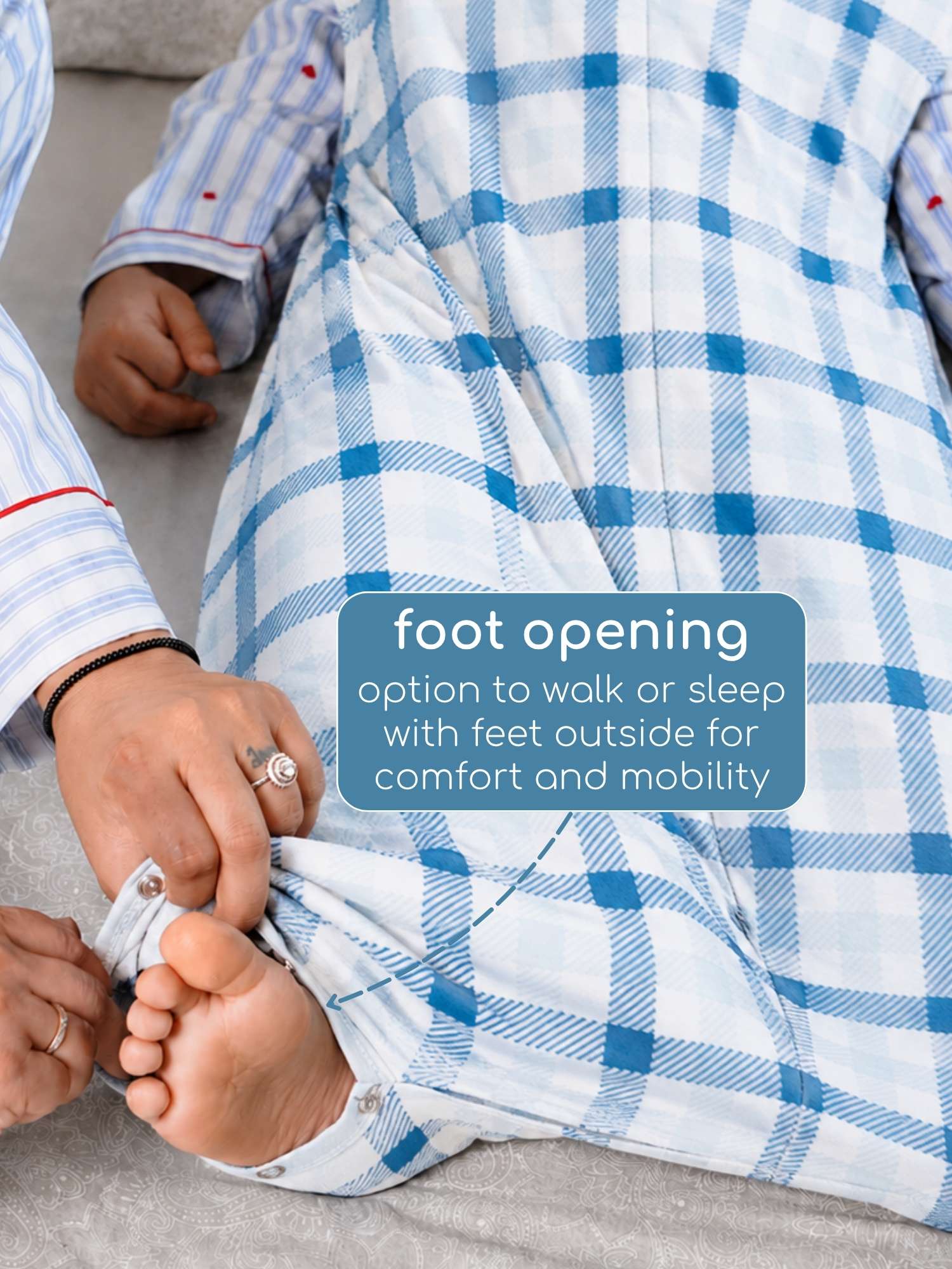 bamboo sleeping bag with foot opening