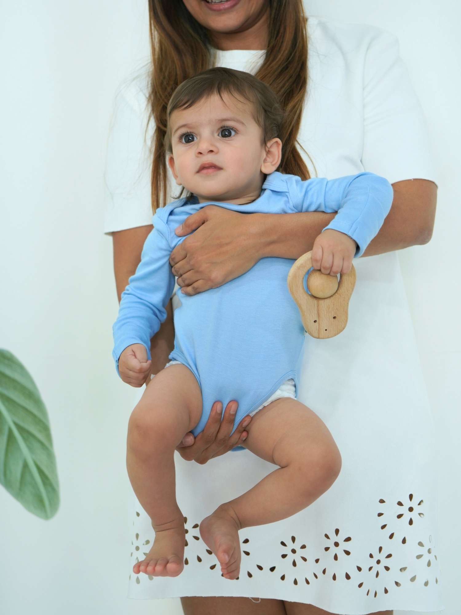 long sleeve bamboo bodysuit onesie for baby