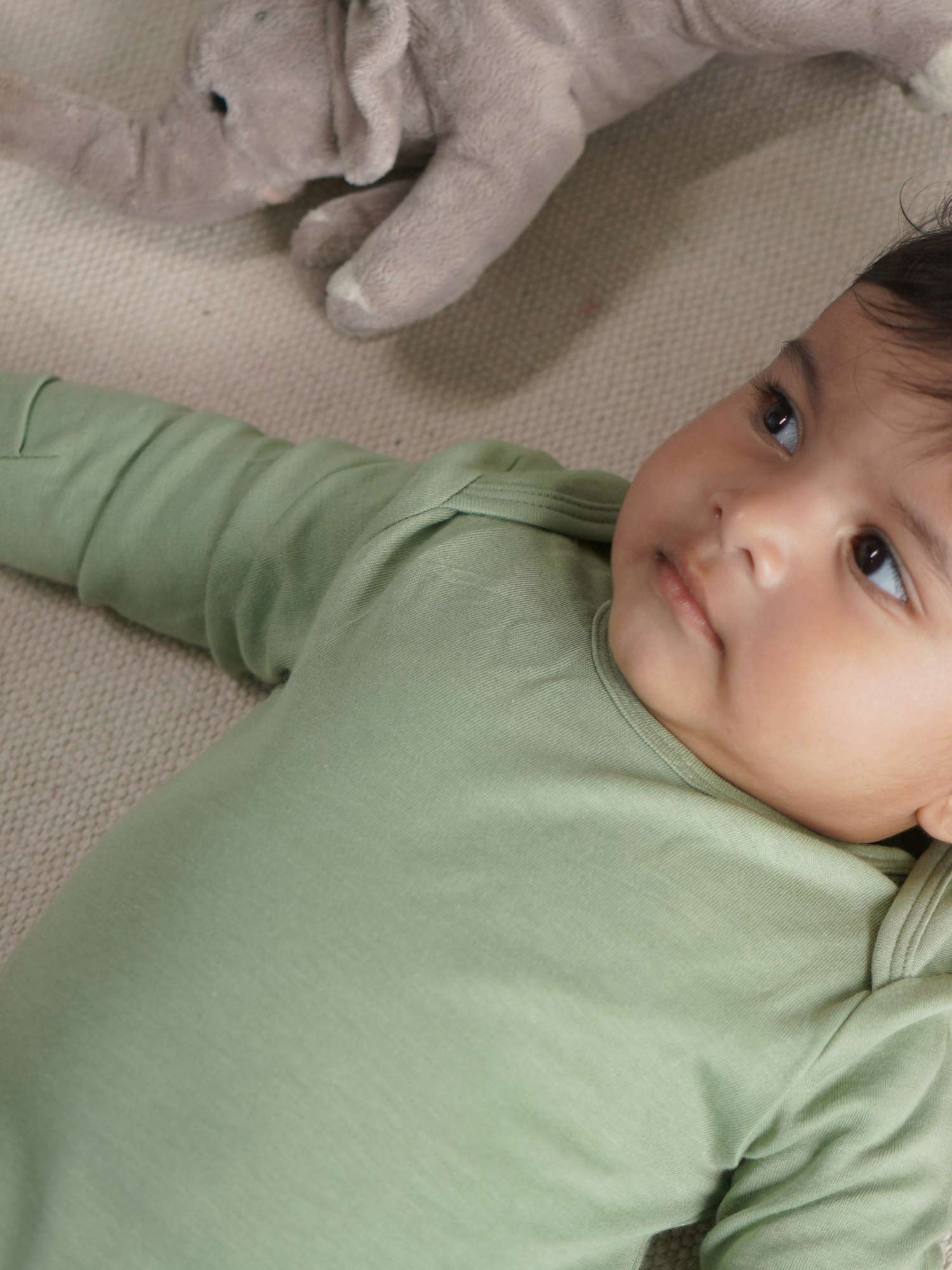 long sleeve bamboo bodysuit onesie for baby