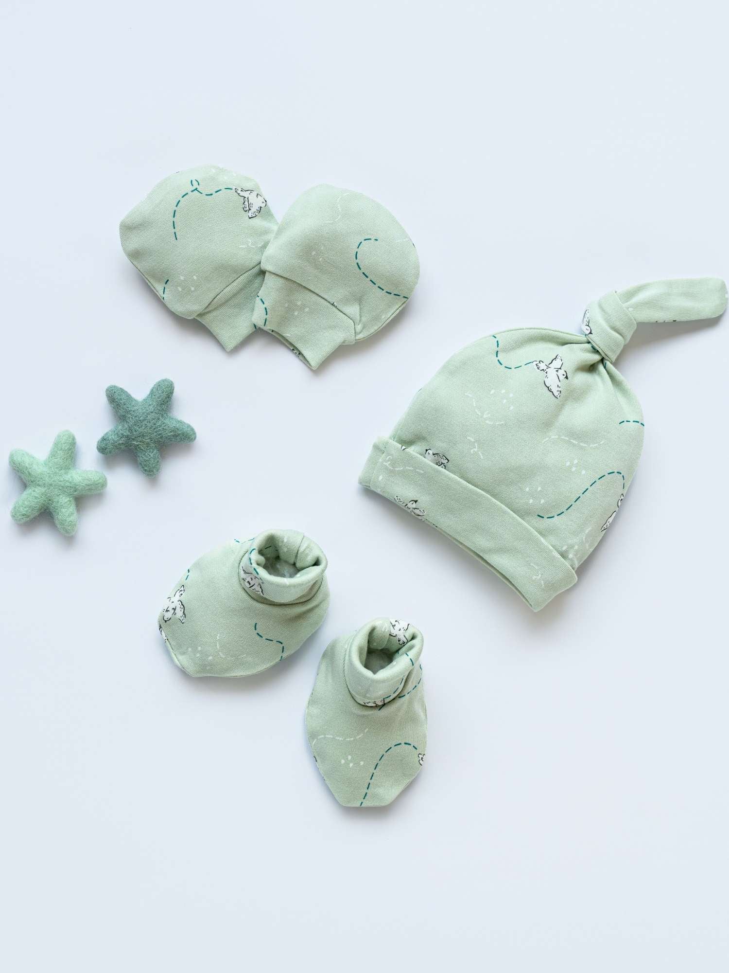 newborn baby bamboo cap mittens socks combo - prints