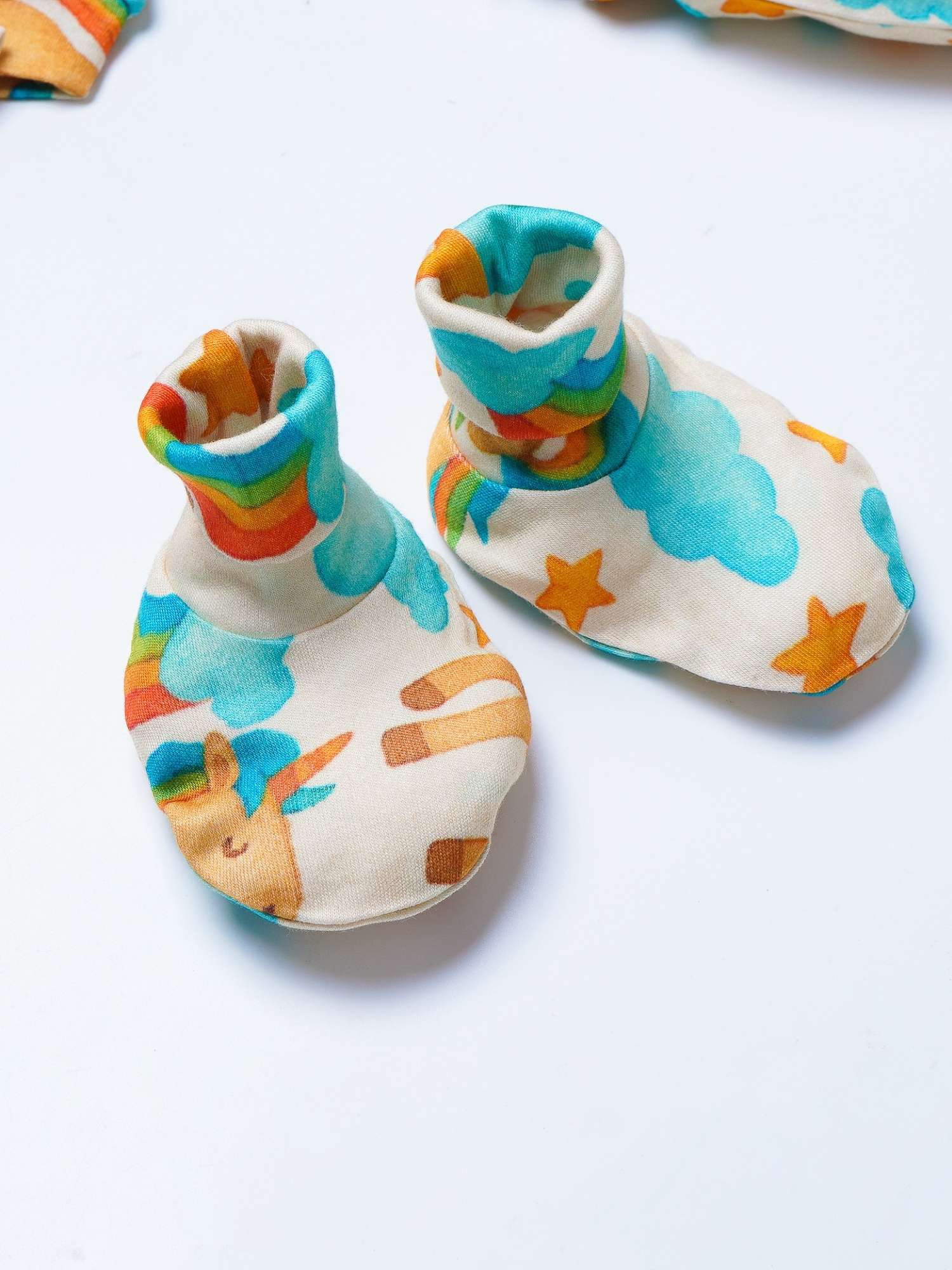 newborn baby bamboo cap mittens socks combo - prints