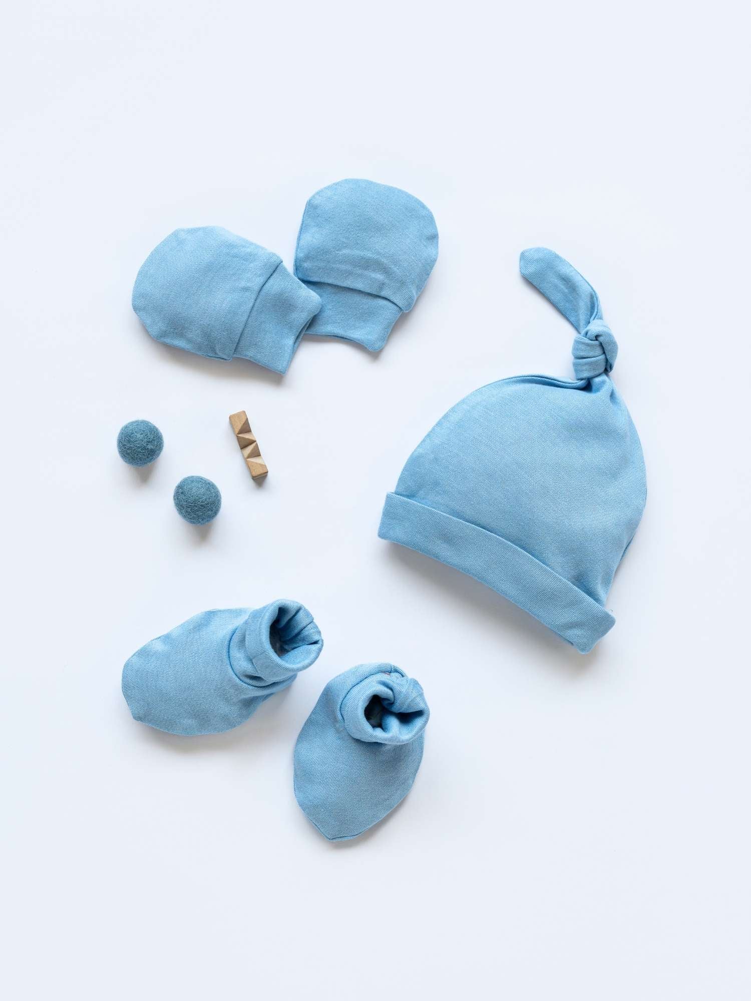 newborn baby bamboo cap mittens socks combo - solid colours