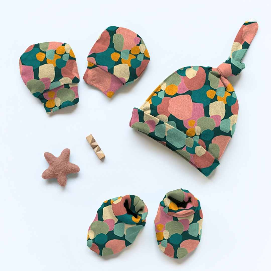 newborn baby bamboo cap mittens socks combo - prints