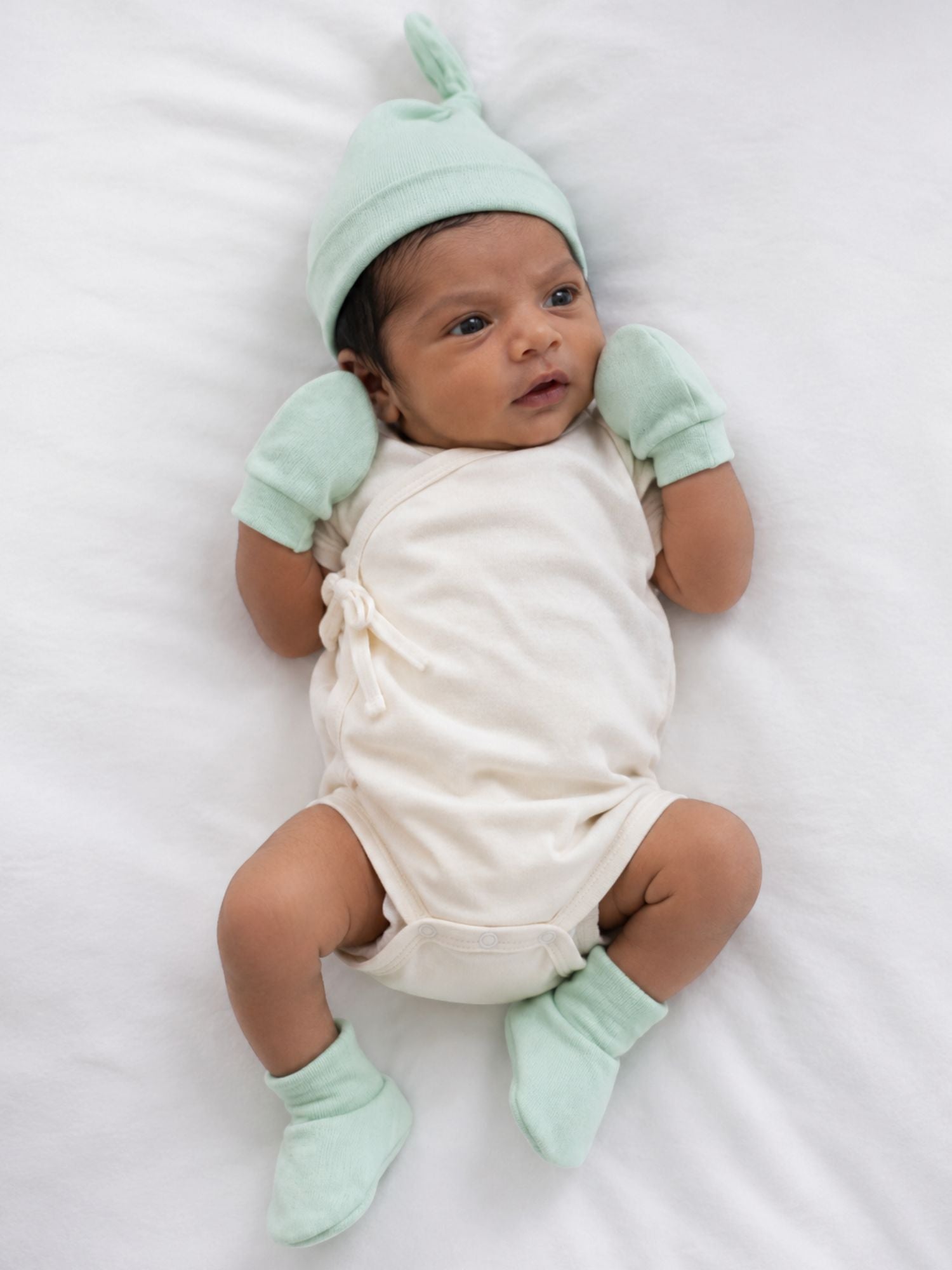 newborn baby bamboo cap mittens socks combo