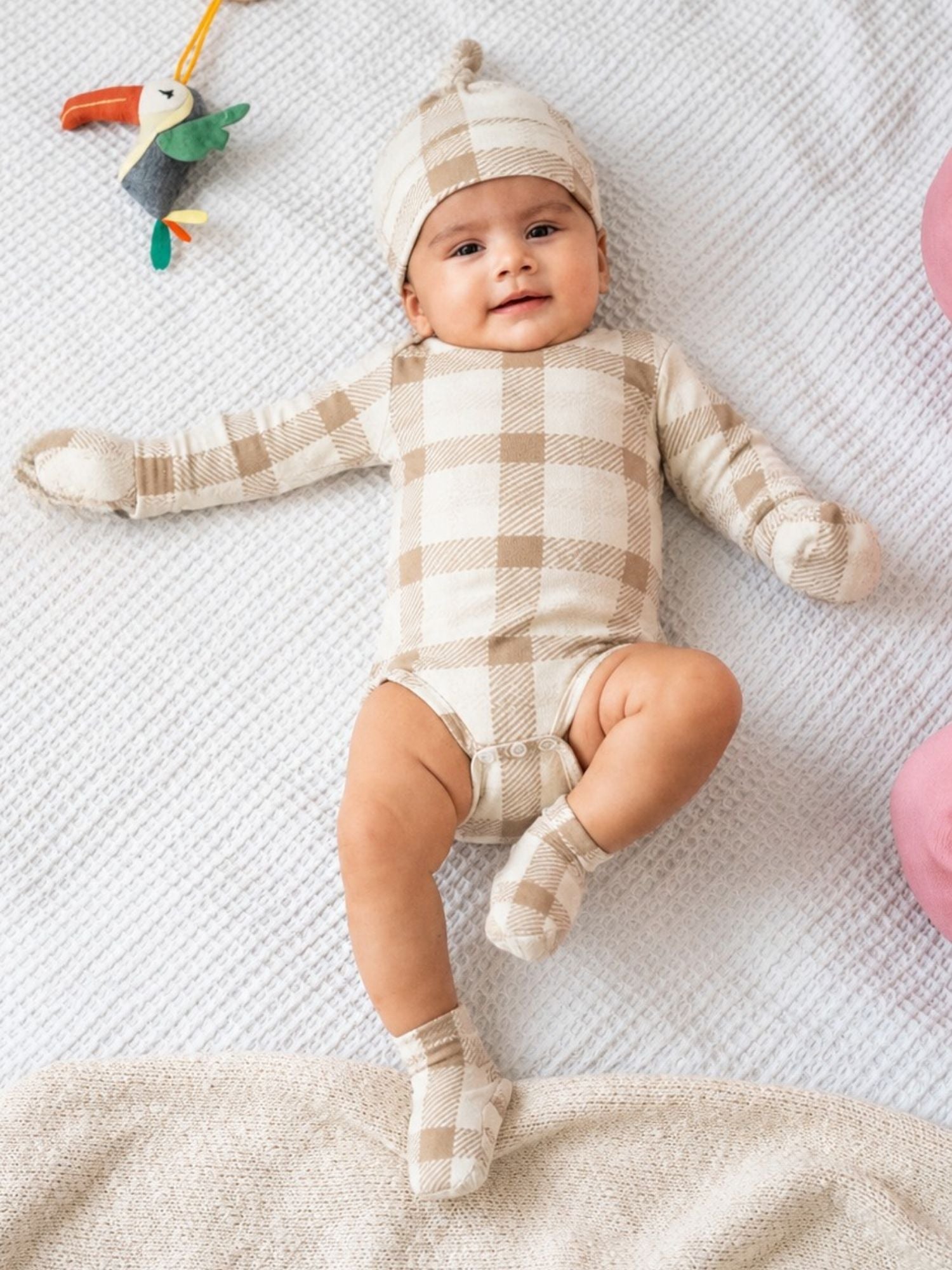 newborn baby bamboo cap mittens socks combo