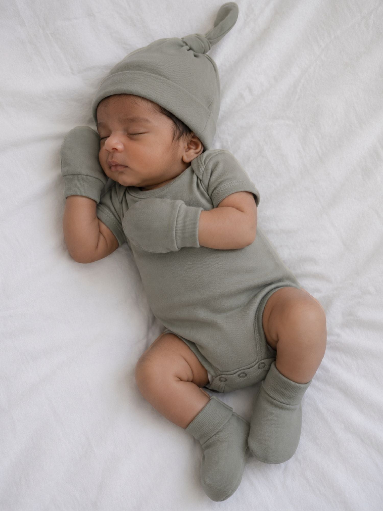 newborn baby bamboo cap mittens socks combo